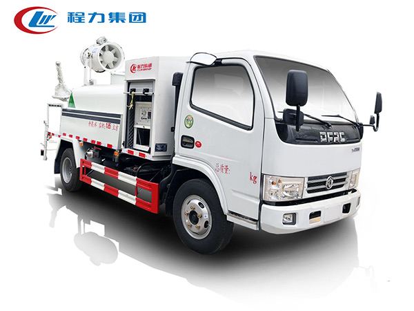 東風5噸噴霧抑塵車