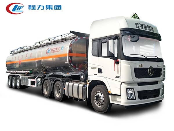 陜汽德龍鋁合金運油半掛車47.4立方鋁合金油罐車