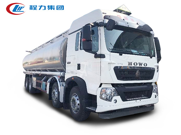 重汽豪沃50立方鋁合金半掛油罐車