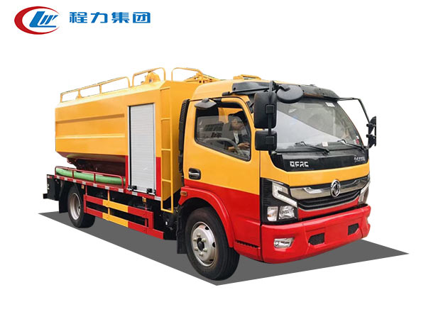 國六凱普特8方清洗吸污車